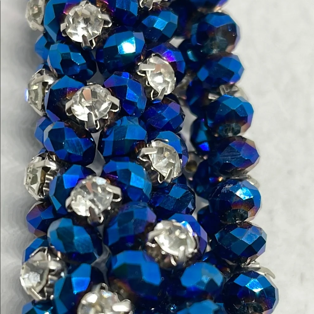 Vtg gorgeous Blue bead clear stretch prong set rhinestone Bracelet beautiful